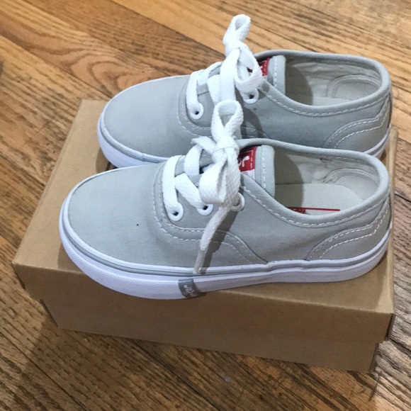 Levi’s Kids Rylee 3 Skate Shoe Light Grey sz 9 - Picture 3 of 8